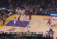 Dwayne Wade:n tyylikäs Alley-oop Lebron Jamesille