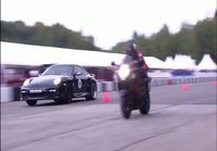 Porsche 911 vs Suzuki Hayabusa