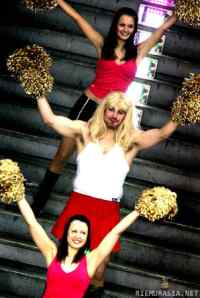 cheerleaderit - ruotsin liigan matsista  = D