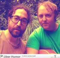 Sean Lennon ja James McCartney - Niitten isät oli kait yhdessä jossain bändissä.