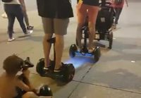 Segway-perhe ulkoilee