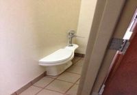 1/2 toilet